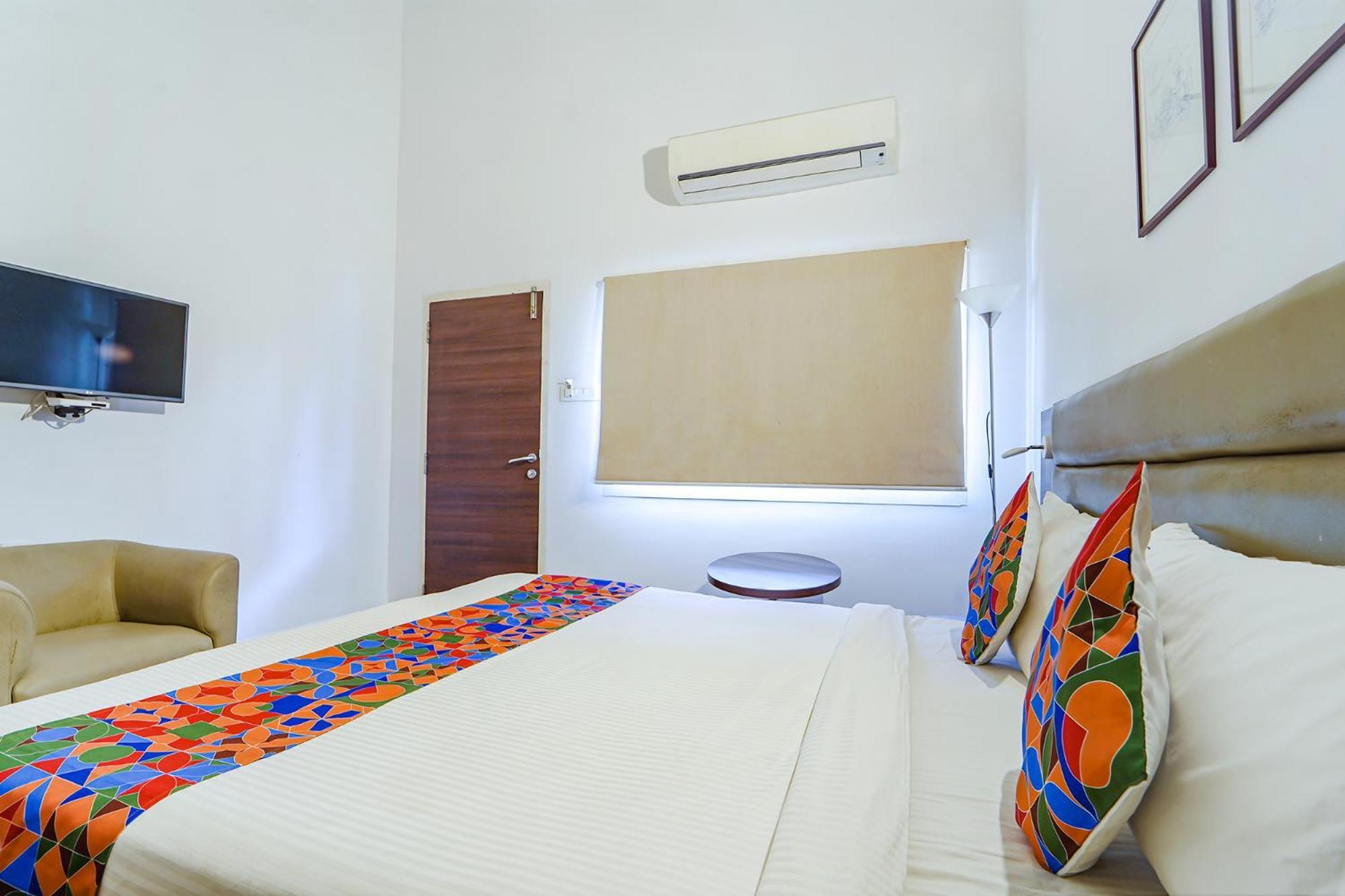 Fabexpress Le Aham Boutique - Auroville Beach - 600M Pondicherry Luaran gambar
